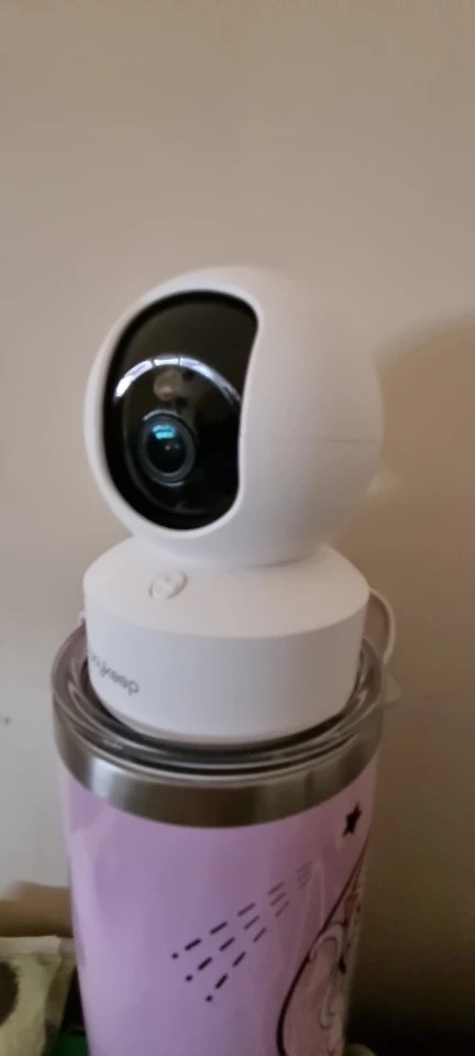 Tarjeta microSD para grabación local en una cámara de vigilancia sin cuotas